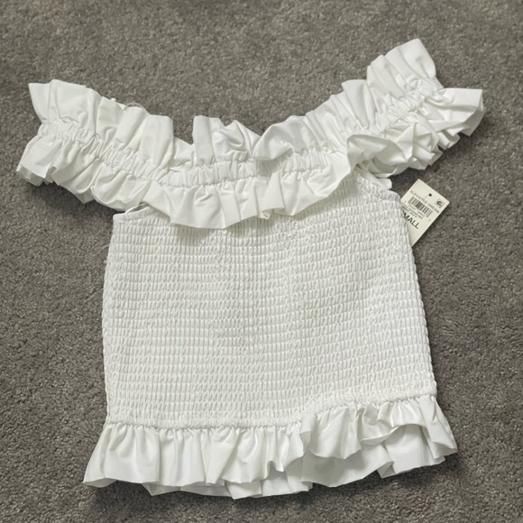 Brand new with tag White Off-Shoulder Ruffle shirred Top - Picture 8 of 10